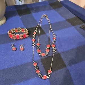 Vintage Chic Red Necklace Set